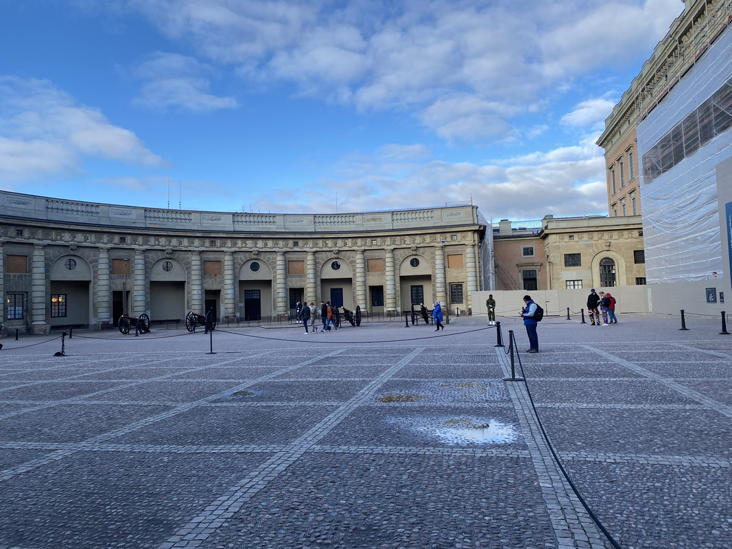 5A2E0708-E32C-4CFE-B922-5B4C43051B35