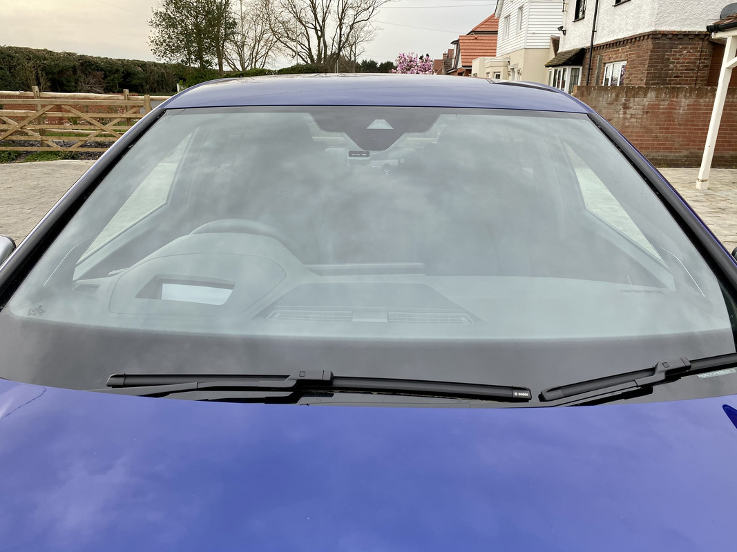 EF6C0CEB-196E-41E6-979C-1A00DF6C785B