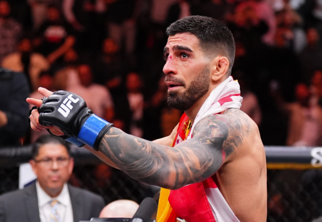 Илия Топурия сменя треньорите си преди битката за титлата в UFC 317