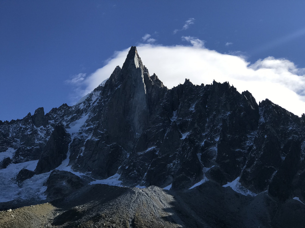 A9819833-599B-4A6C-8A60-72A5D049731A