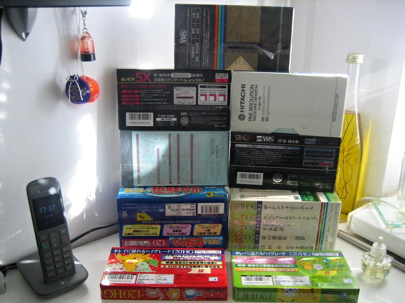 [Bild: HITACHI-Video-Kassetten-002.jpg]