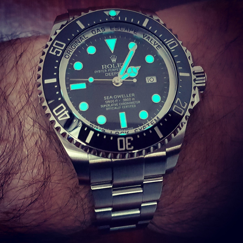 Rolex Sea-Dweller Deepsea 44mm 3900M Cal. 3135 Ref. 116660 (2)