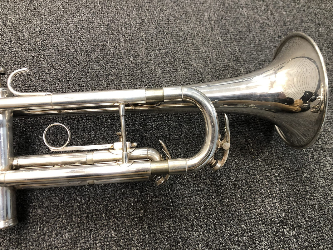 King 1965 Silver Flair Trumpet sn 423119 (16)