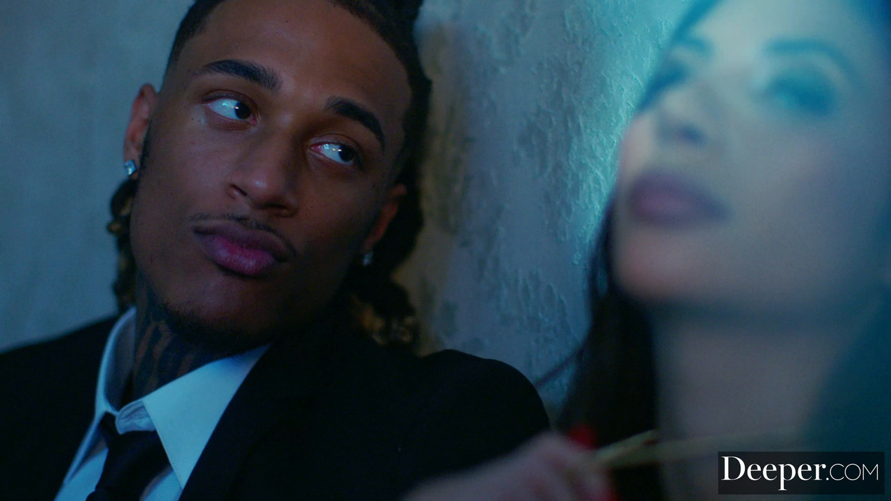 Gianna Dior - Heres How - DEEPER.mp4.0000