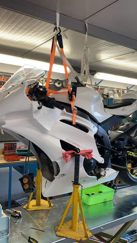 C861BDFC-D474-4E8F-A349-D4CB9943C6ED