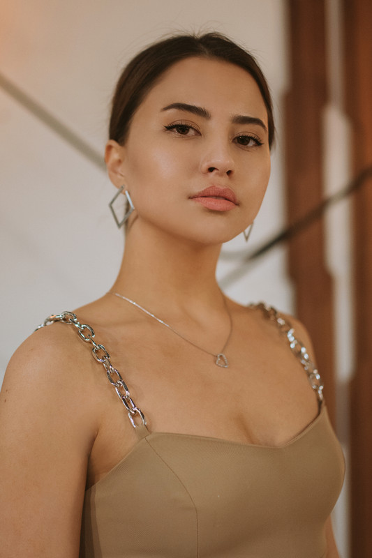 2E723D09-3AFD-41FC-9157-CD040BA18C1F