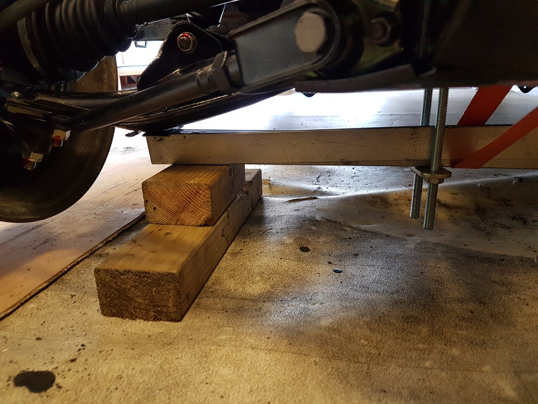 Barre compression train Av (4)