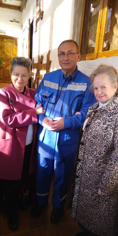 В ресторане 3