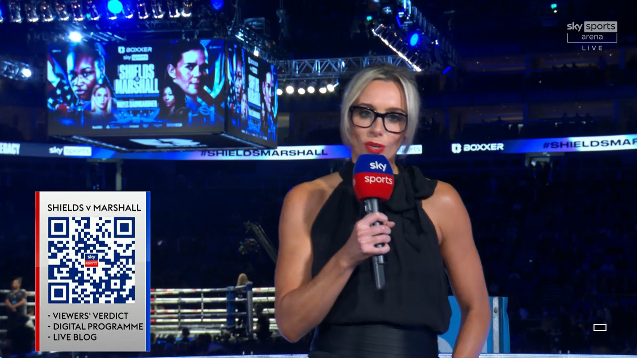 10.15 - 19.30.00 - Live  Fight Night. Long-Standing Rivals Claressa S...-1.m4v_snapshot_00.10.23.614
