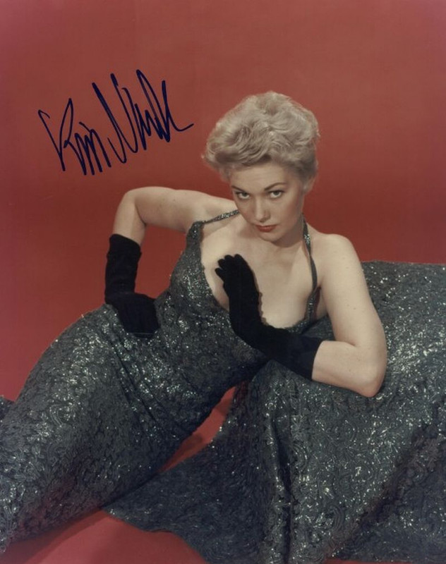 kim_novak_319