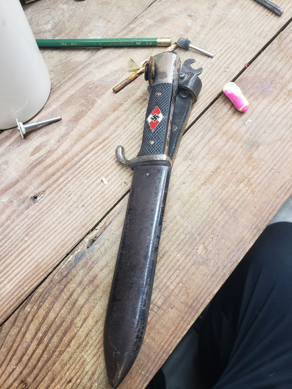 3DDEC0EB-76C4-4693-BB95-39BA235D5969