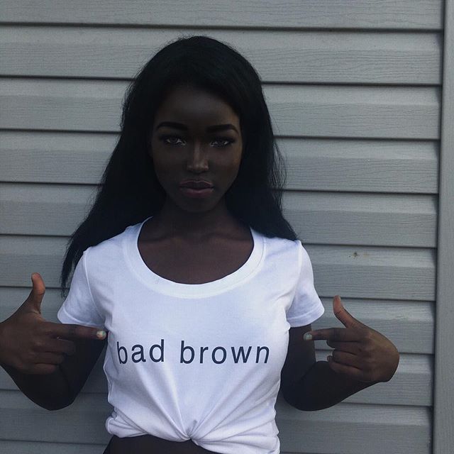 Эта девушка взорвала Сеть благодаря своей феноменальной внешности