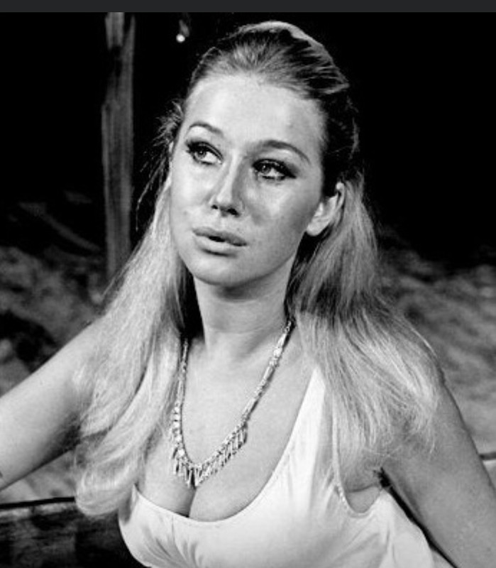 15C5AFD2-BB73-46DA-8FDB-E6FFD0B37DBF