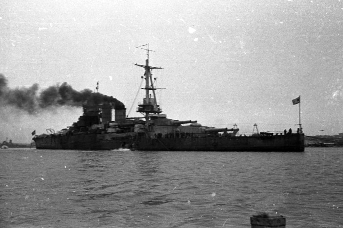 Новороссийск в день прихода в Севастополь 1949 959