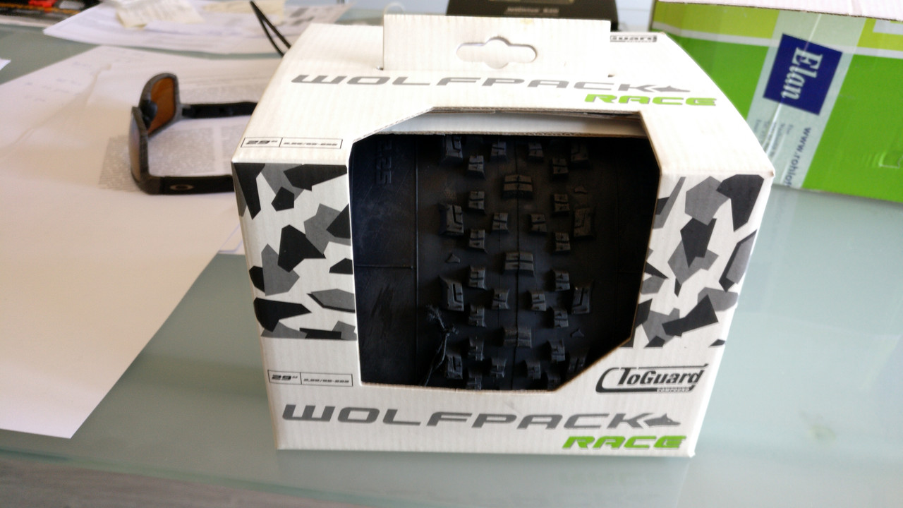 Wolfpack Race 29x225