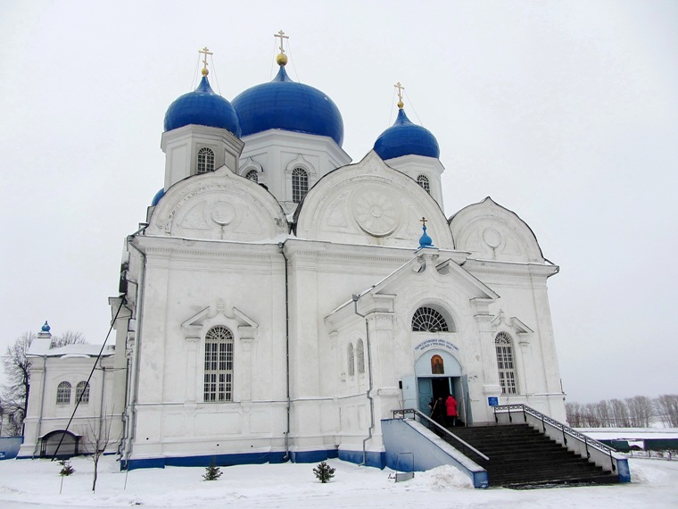 Новогодний Владимир - маленький снежный фоторассказ (+ Боголюбово и храм Покрова на Нерли)