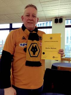 TONY-DALEY-WAYNE-DEVANEY-BERLIN-WOLVES-CERTIFICATE-19-01.jpg