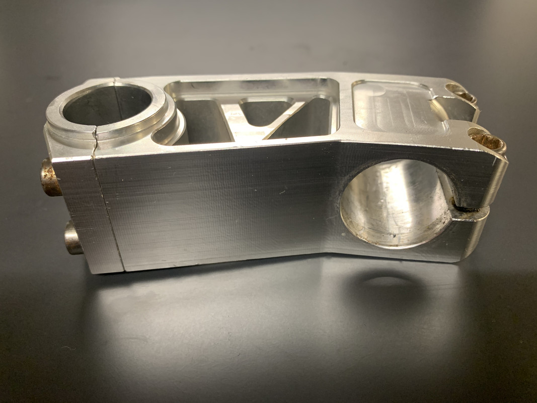 E40E96B8-E8A2-4D73-8A00-0F10CED1E1A4