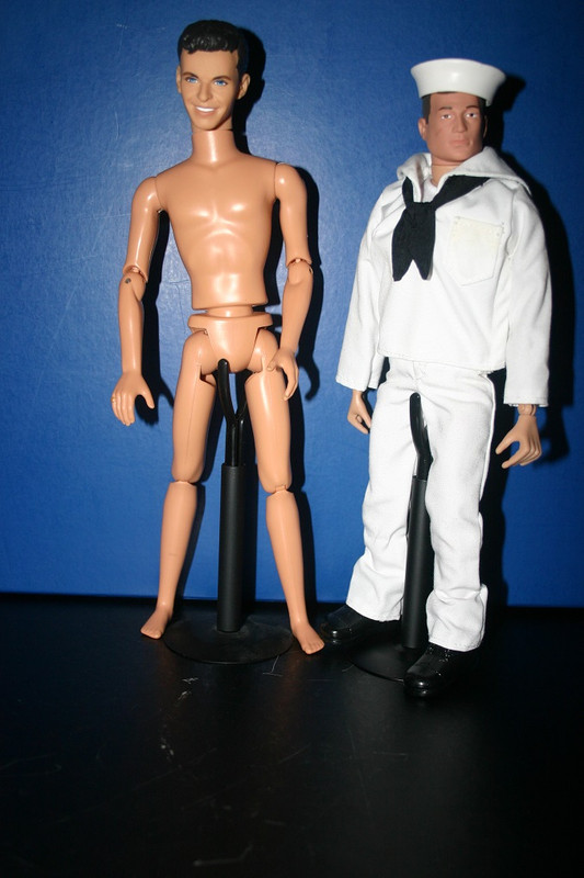 Kitbash: Frank Sinatra. 007
