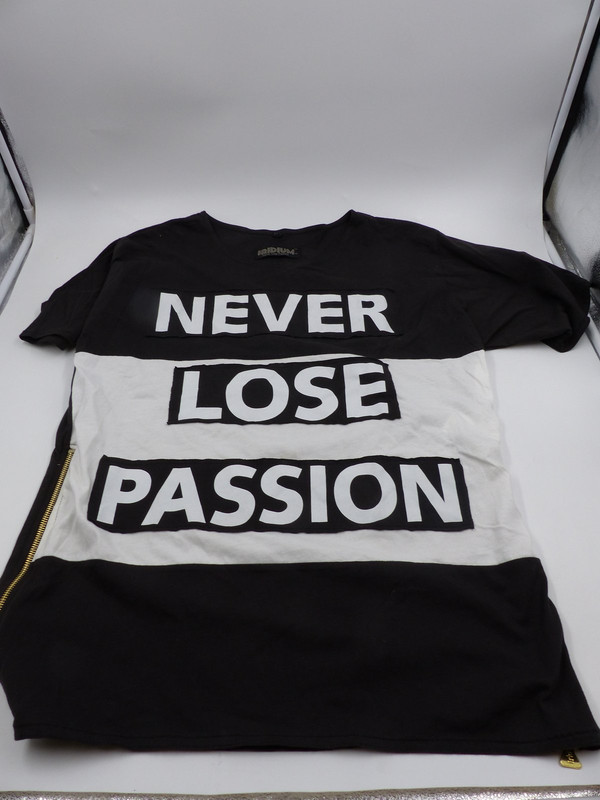 IRIDIUM NEVER LOSE PASSION BLACK T SHIRT MENS LARGE