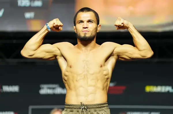 Умар Нурмагомедов никога няма да бъде като Хабиб 