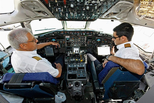 Taban-Air-s-Mc-Donnell-Douglas-MD-82-600-x-400