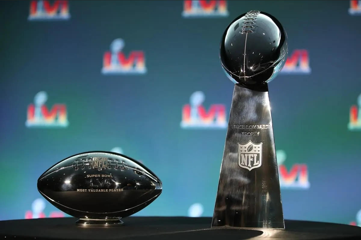 ¿Cuánto dinero recibe el ganador del premio MVP del Super Bowl en la NFL?