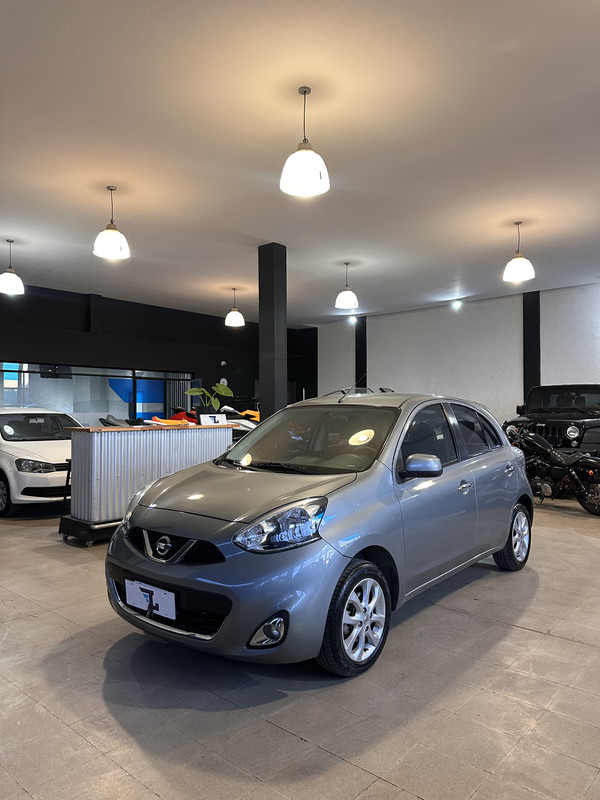 Nissan March Media-Tech