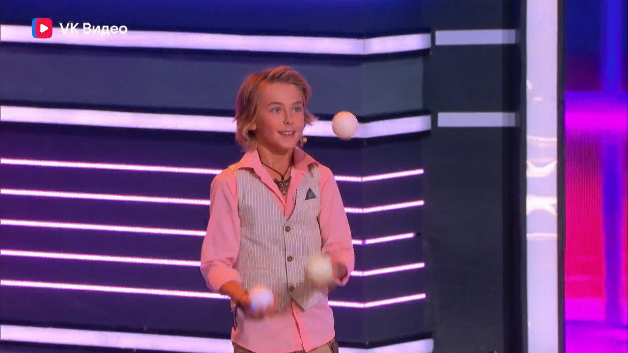 «КВН ДЕТИ» 2 ВЫПУСК_00_31_58_00_191