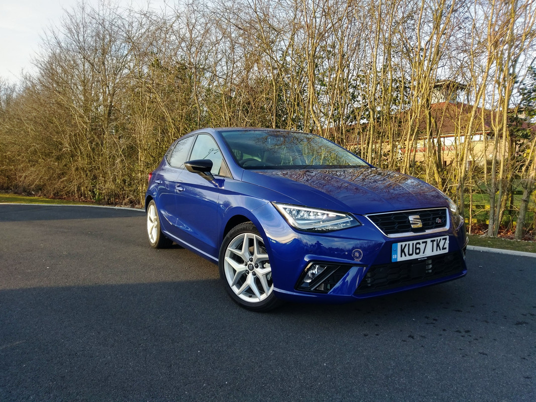 Seat Ibiza FR TSi 150 (2021) - Equipements : 2 finitions