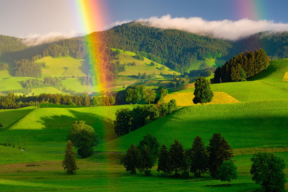 green-rainbow-5324147-1280.jpg