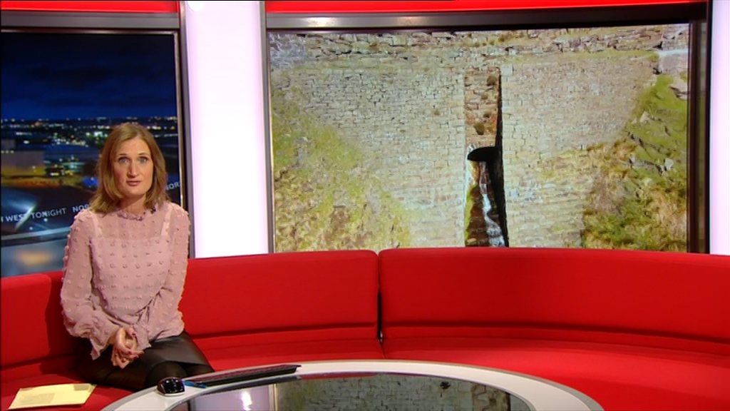 02.25 - 19.00.00 - The One Show. Alex Jones and Ronan Keating bring y....ts_snapshot_22.27.478