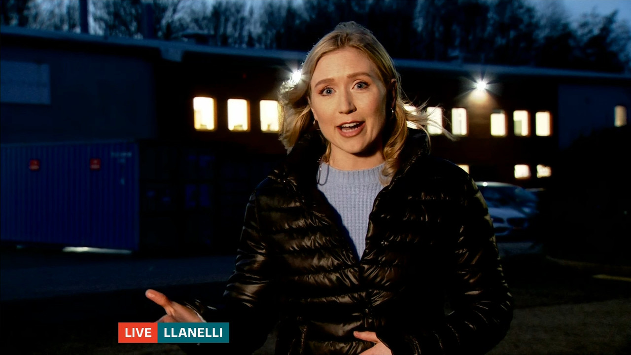 02.18 - 18.00.00 - ITV News Wales at 6. A round-up of all the latest ....ts_snapshot_12.16.526