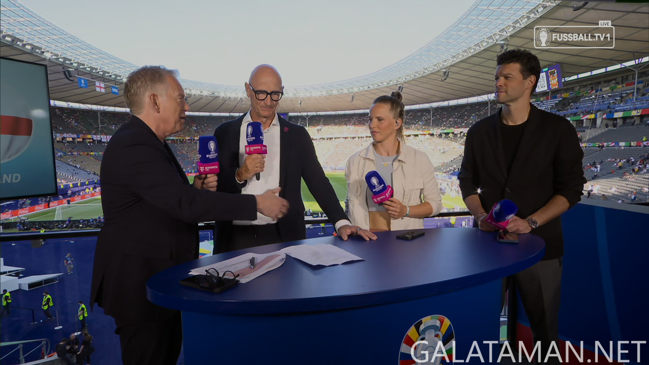 [Image: 07-14-18-55-02-DE-FUSSBALL-TV-1-UHD-Spai...52-617.jpg]