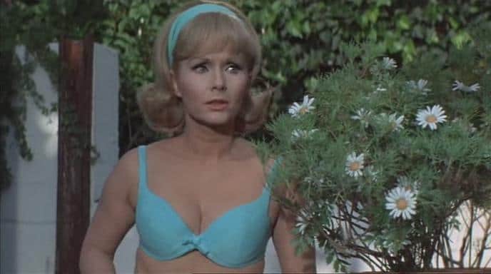 How Sweet It Is! (1968).avi_snapshot_01.02.37_[2