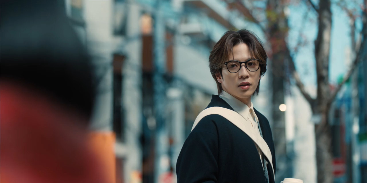 Glass Heart (2025) Season 1 [Hindi + English] WebRip 480p 720p ESub - Complete Screenshot