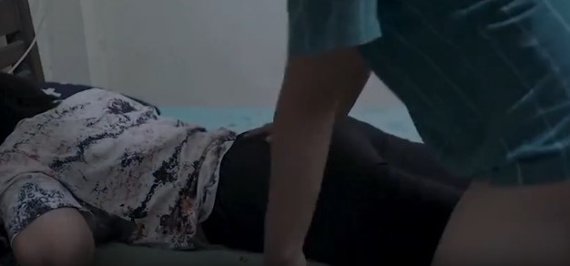 Di Pijat Lalu Di Sodok