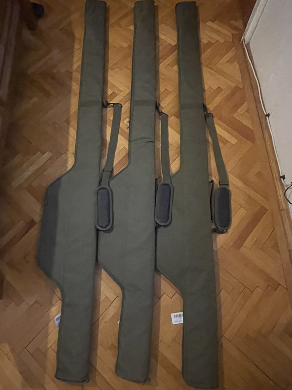 C10E5F13-4143-404C-9E1F-1F26A4F8E9D3