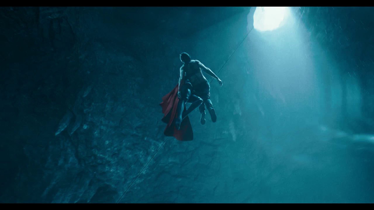 The-Flash-2023-WEB-DL-Hindi-English-720p-AVC-HE-AAC-2-0-ESub-mkv-0003