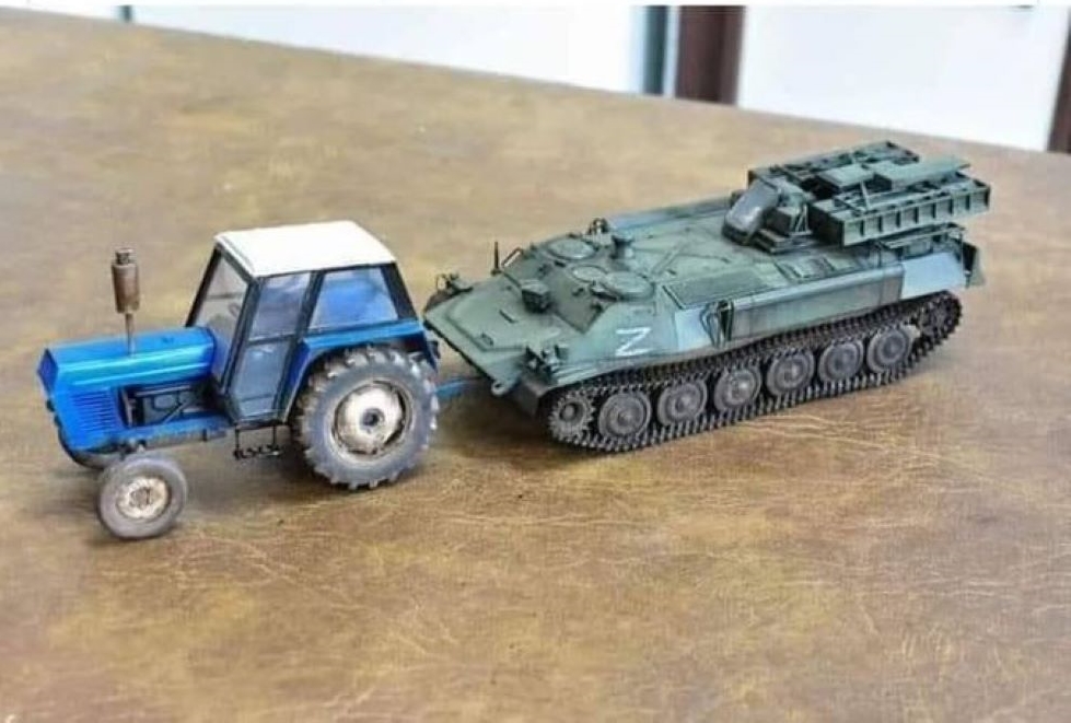 тракторні війська