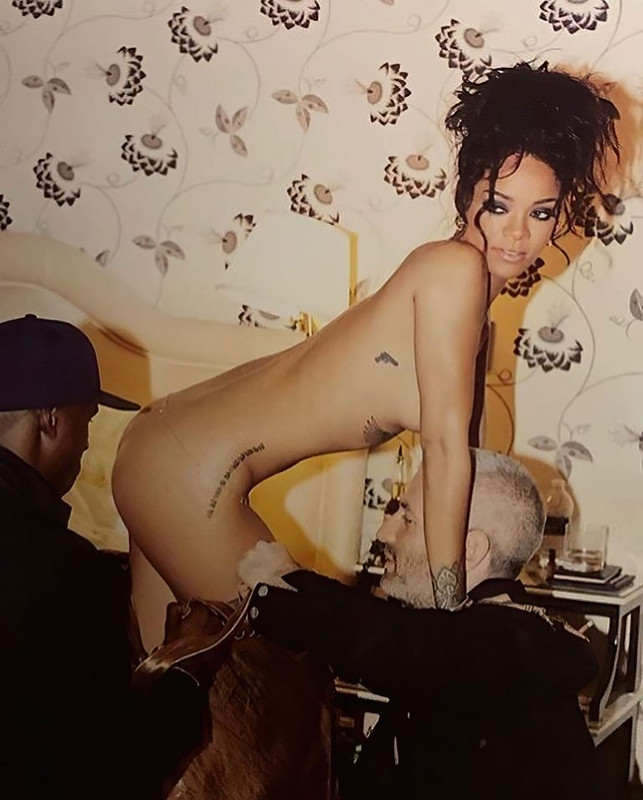 Rihanna-Naked-New-Book-768x956.jpg