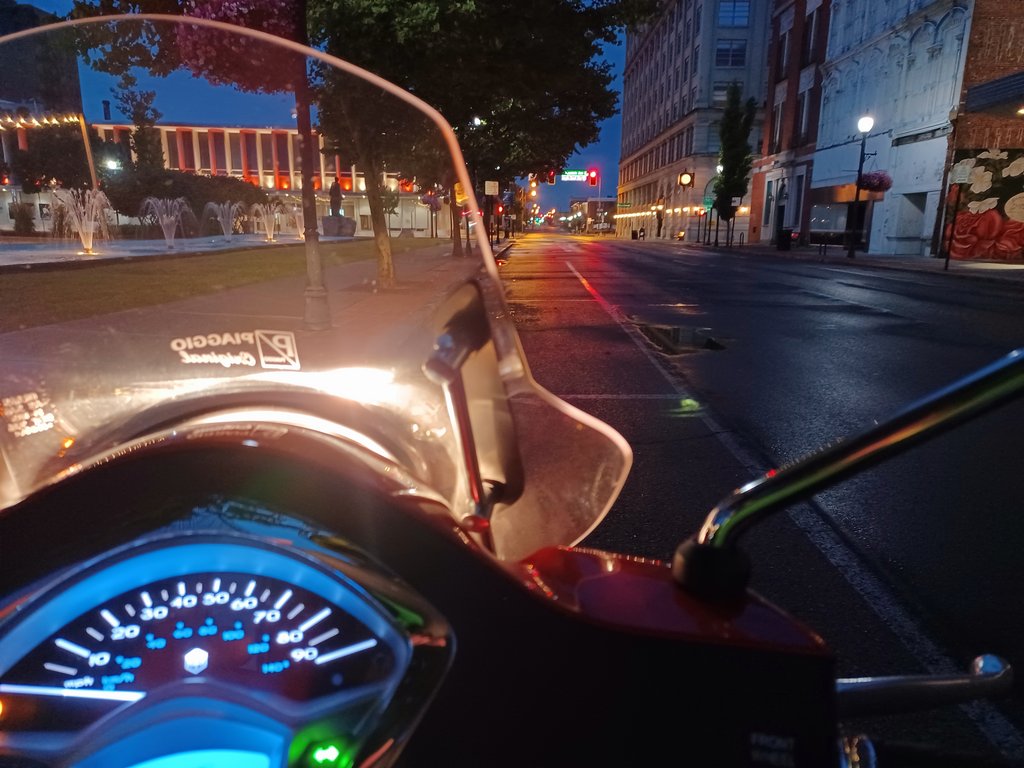 Speed of light mph dophouston