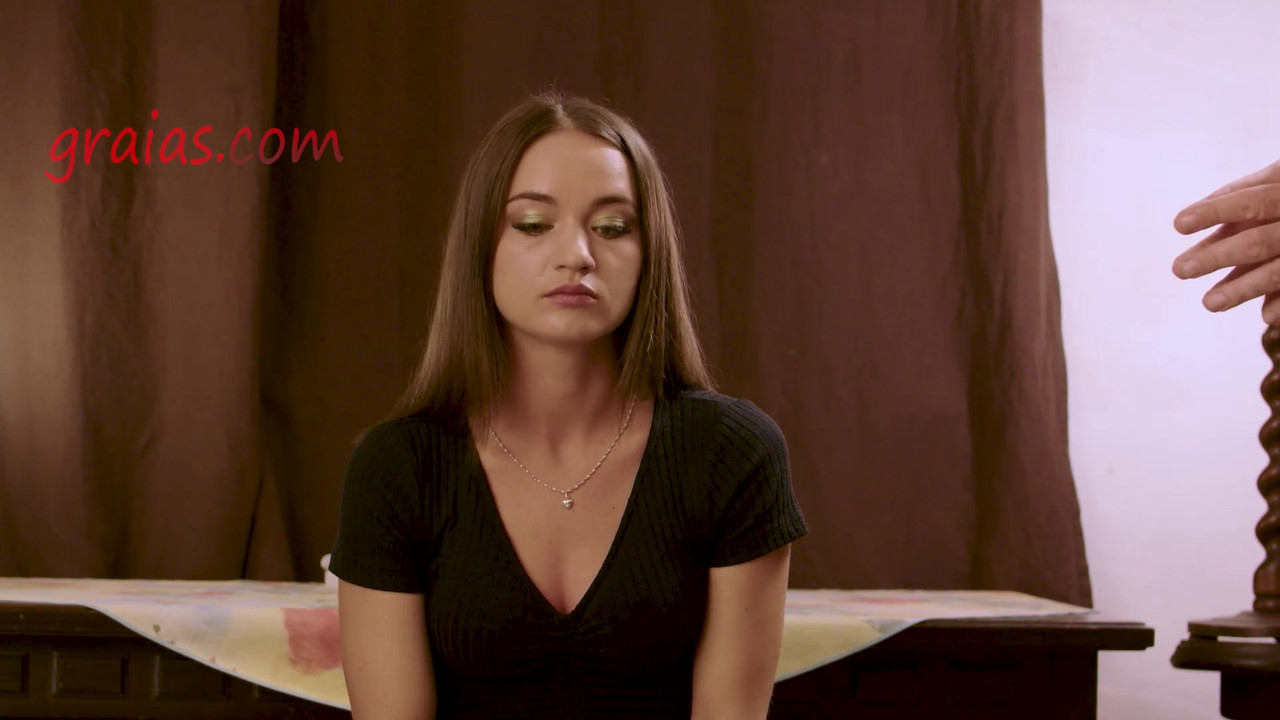 Whip-Strokes-On-Sunburnt-Skin-Part1_000009