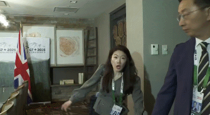 GIF-19-06-2025-11-49-47.gif