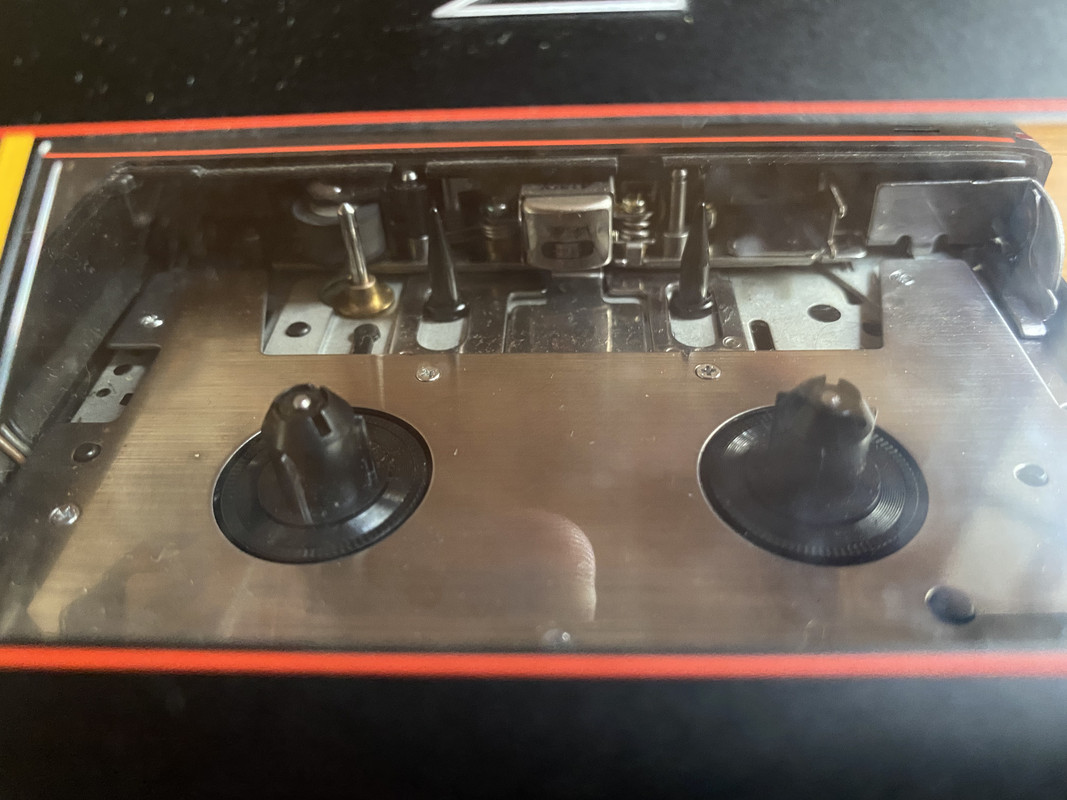 D726F906-44DC-43C7-BEF7-714F29147EE9