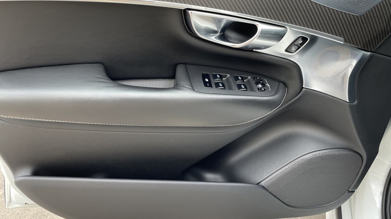 ED749845-0B0C-4606-BEA1-B32532E8B2C7