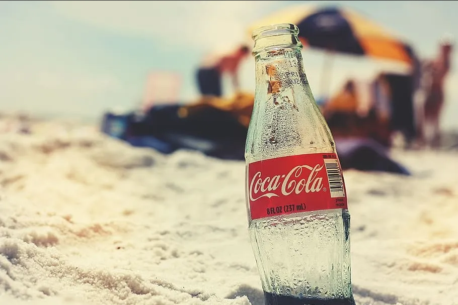 ¿Por qué la Coca Cola de vidrio sabe más rica? No te lo imaginas