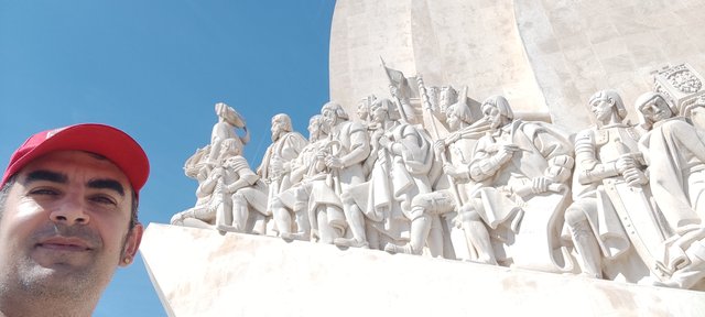 Escapada a Lisboa - Blogs de Portugal - Museo Jerónimos, Descubridores, Torre de Belem, iglesias y atardecederes (15)