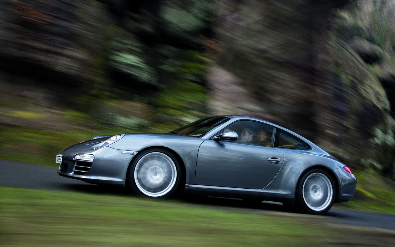 porsche-997-wallpapers-32506-7650938.jpg