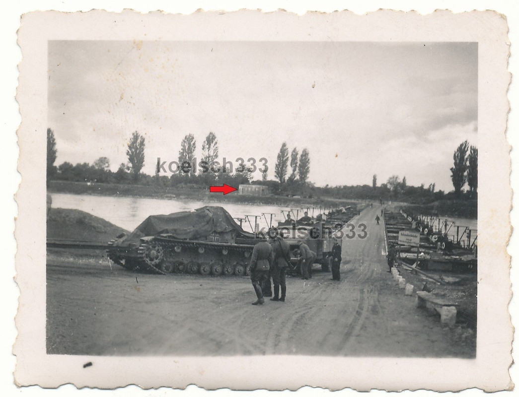 Breisach Rhein Grenze Bunker Panzer IV LKW Pioniere Ponton Boot Brücke 1940